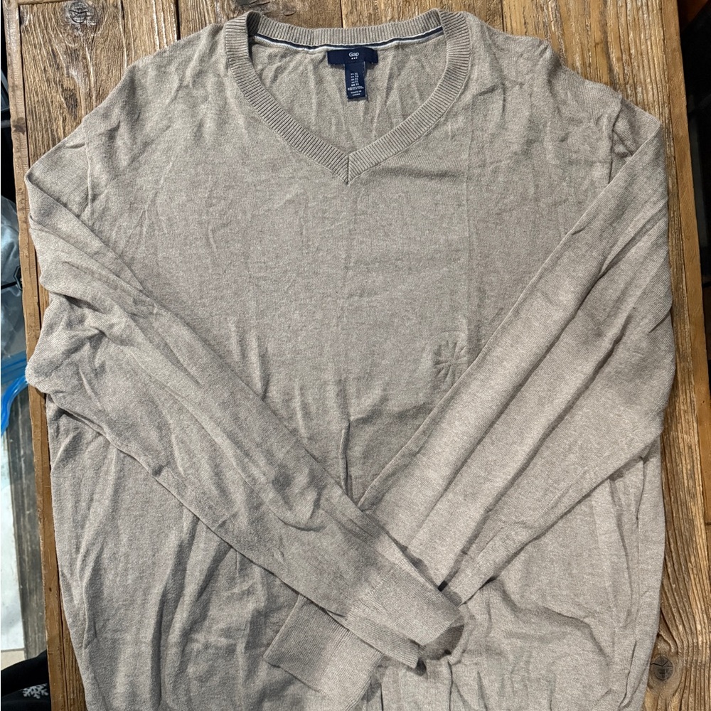 GAP Men's Taupe V-Neck Sweater